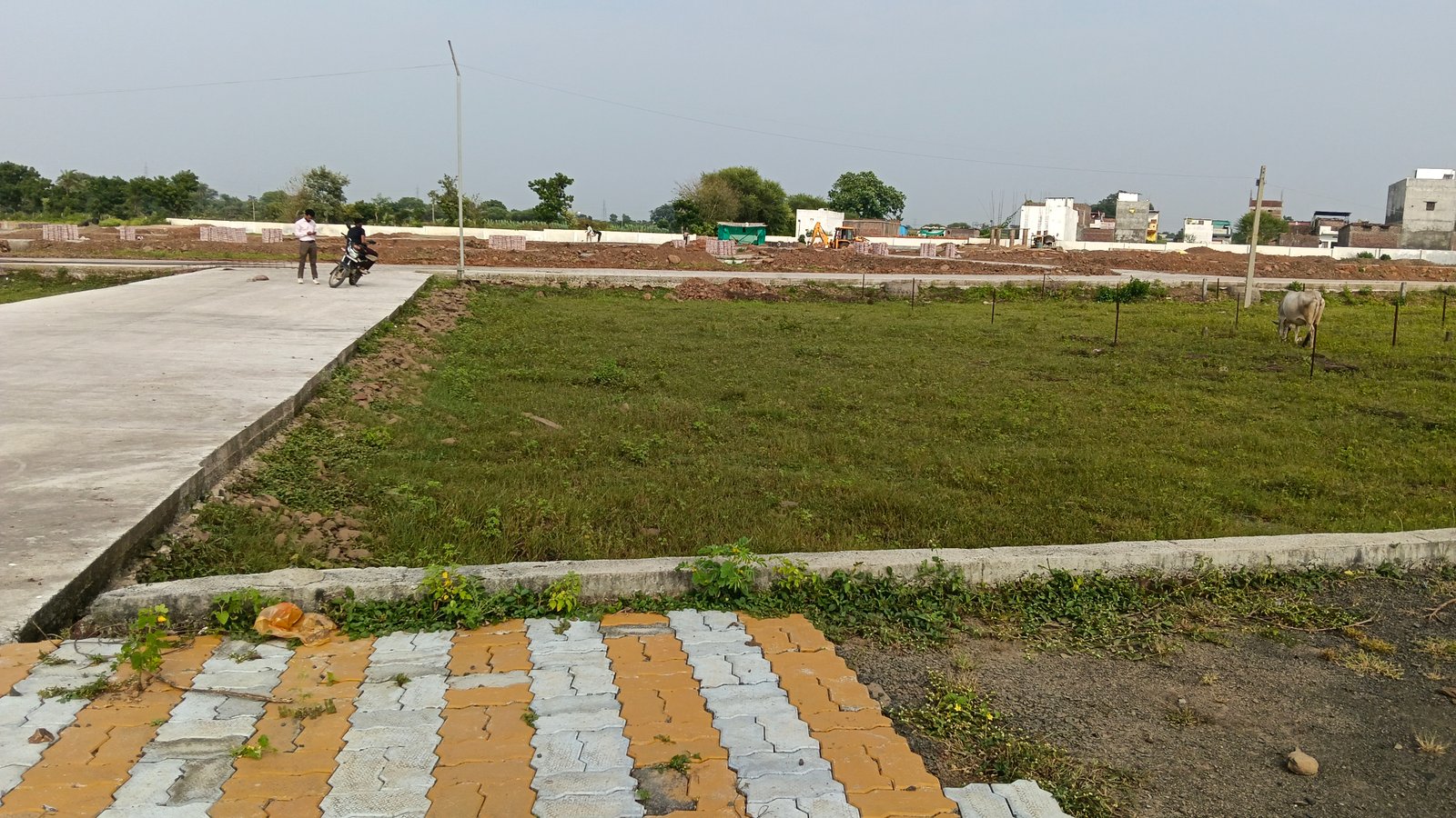 commercial and Residence Plot 4