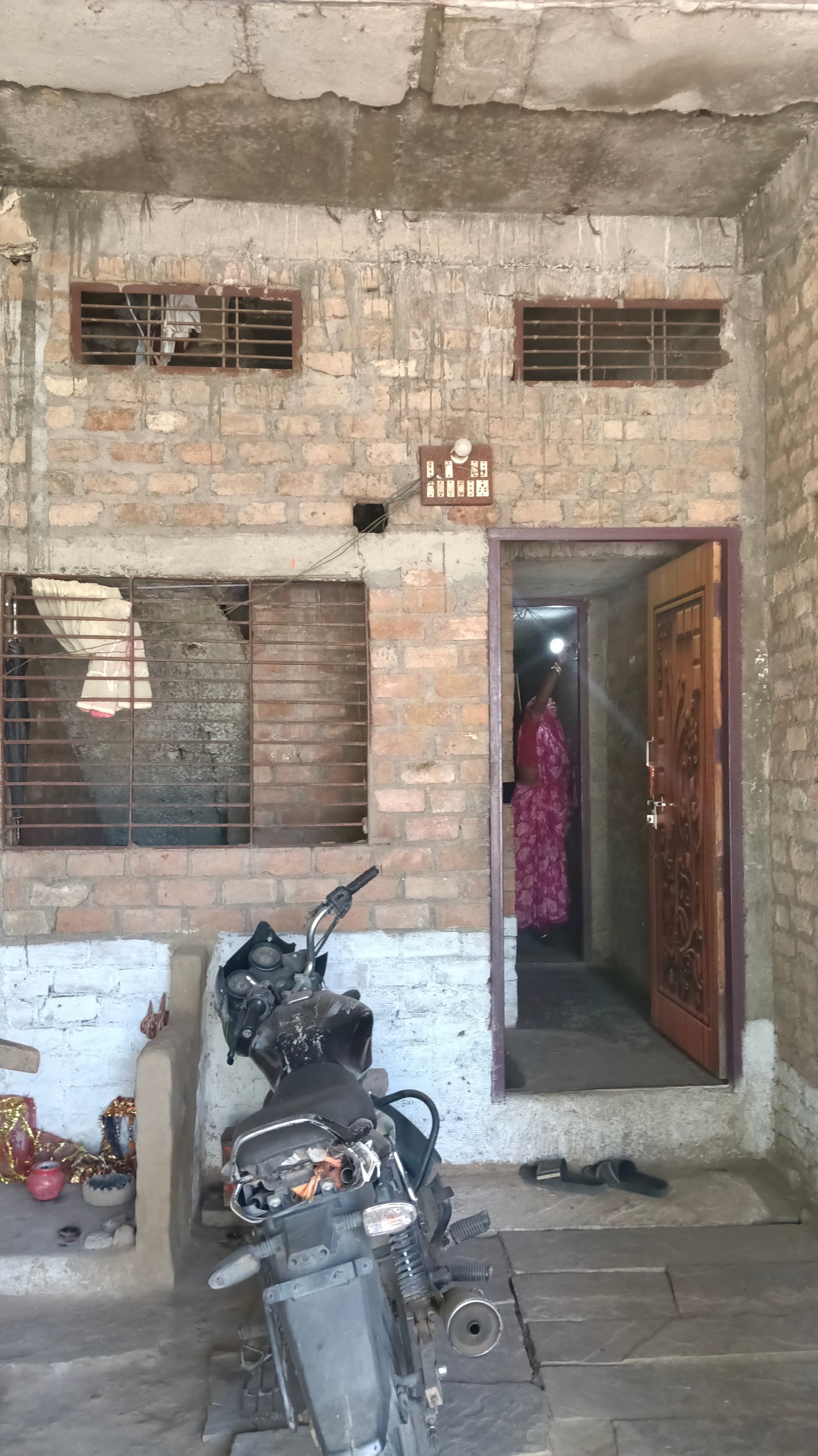 Commercial + residential property 7